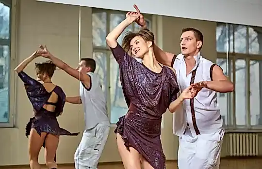 Bachata Kursu